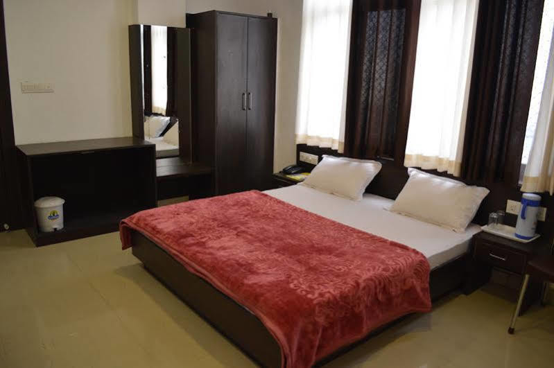 Hotel Pearl Palace Udaipur Extérieur photo